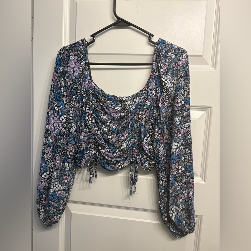 Wild Fable Blue Ruched Long Sleeve Crop Blouse